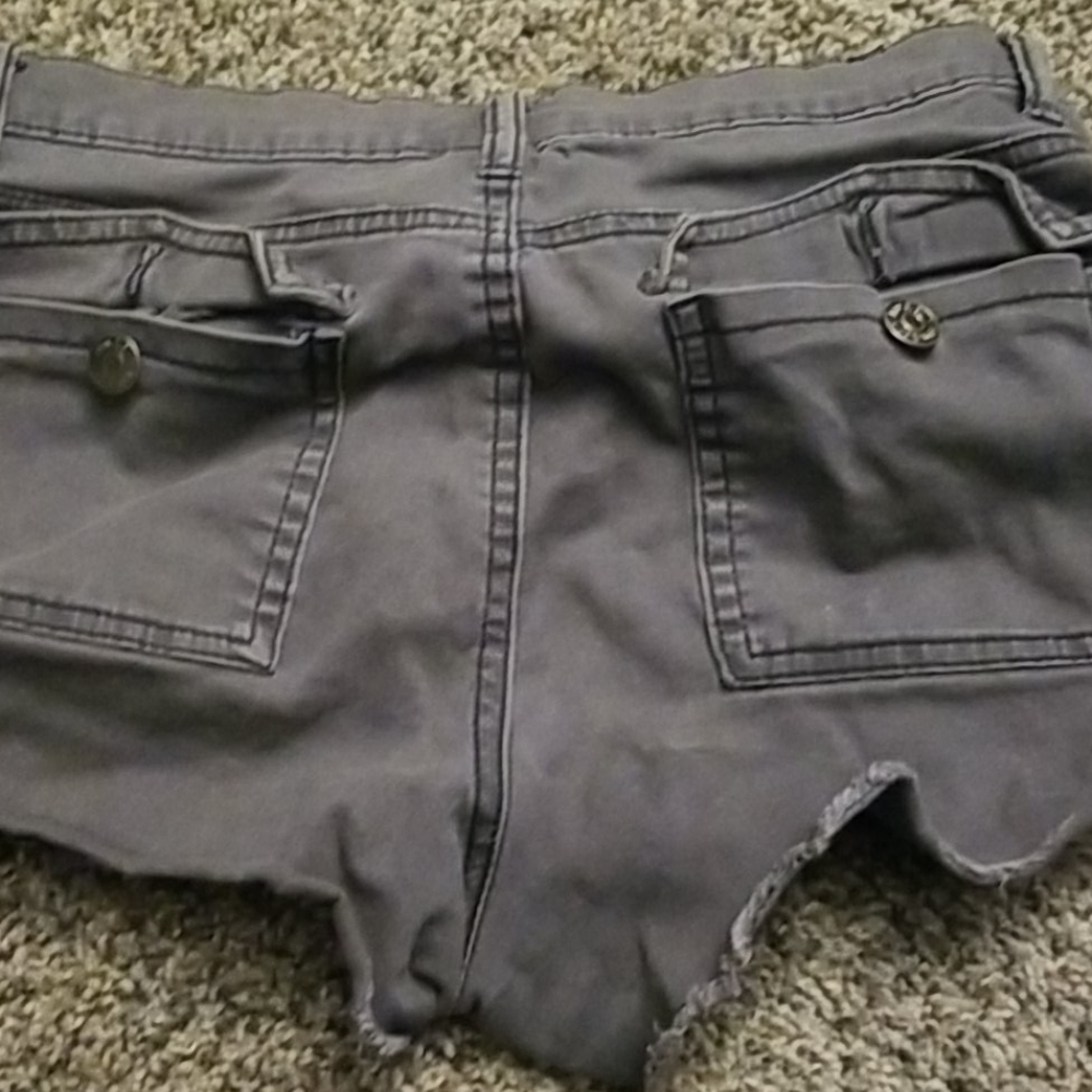 Shorts - Picture 2 of 2